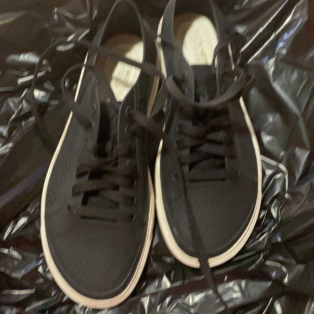 Crocs (black) - Picture 3 of 3